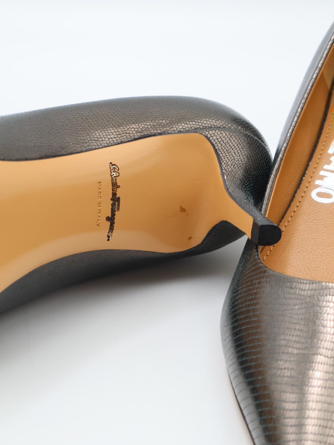 Salvatore Ferragamo 尖頭中跟鞋 - 38