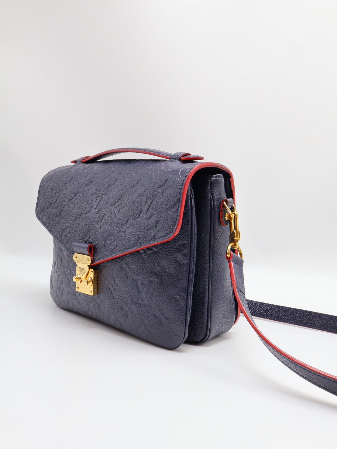 LOUIS VUITTON 壓紋牛皮郵差包 - 海軍藍