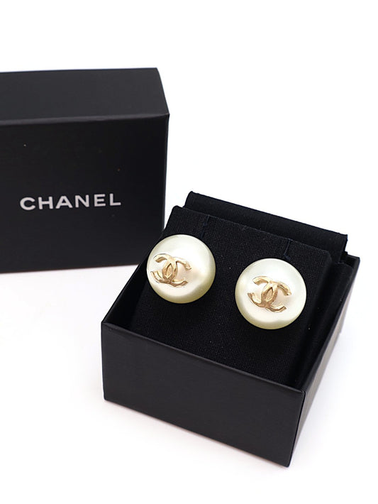 CHANEL 大珍珠雙C耳環