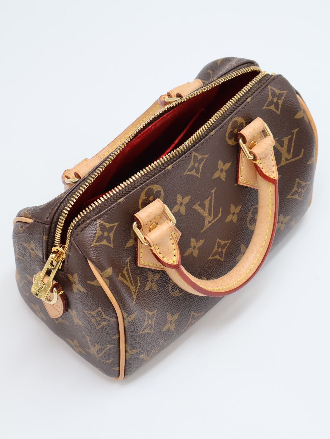 LOUIS VUITTON Speedy 20