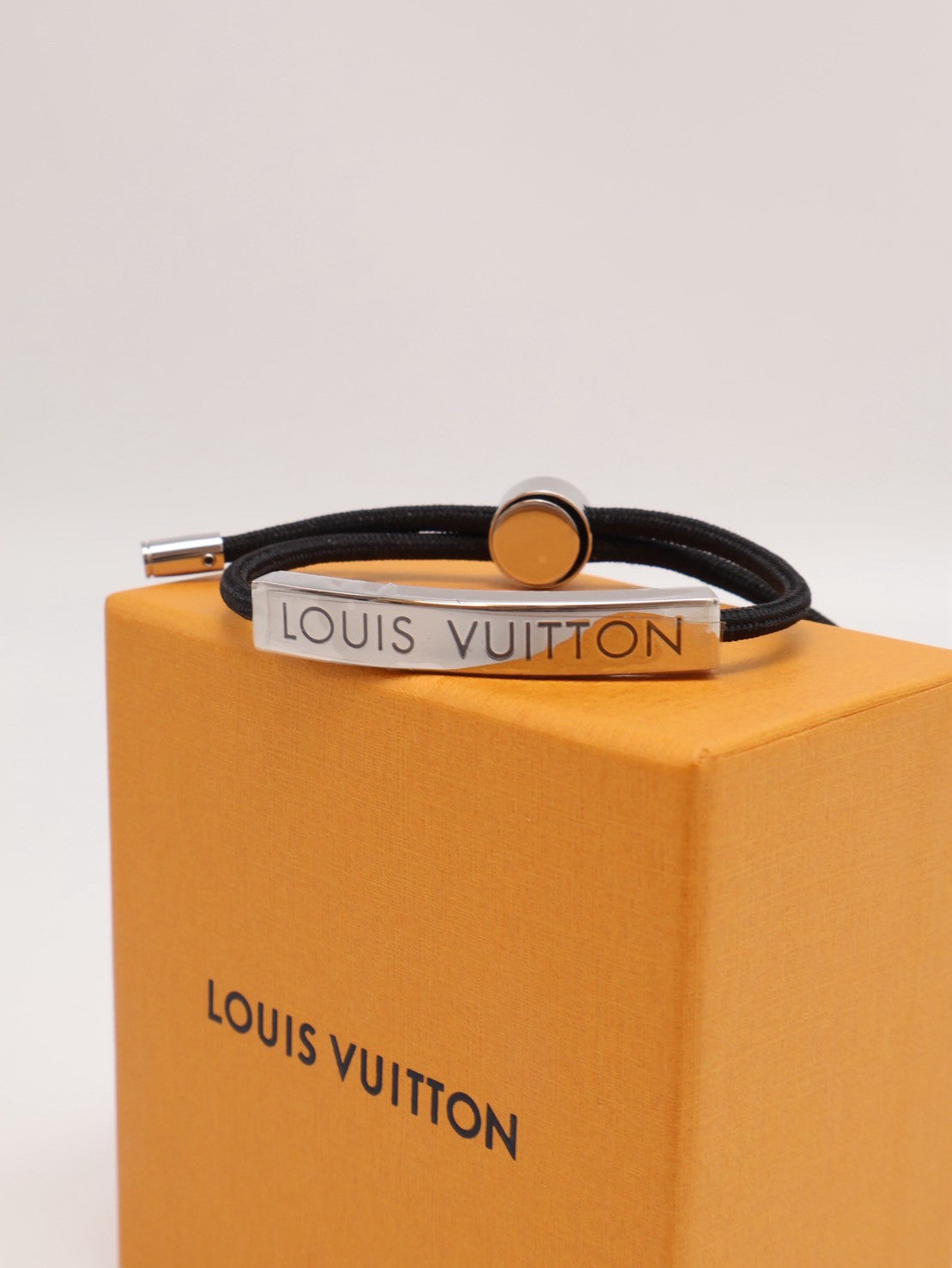 LOUIS VUITTON Space手環 - 黑