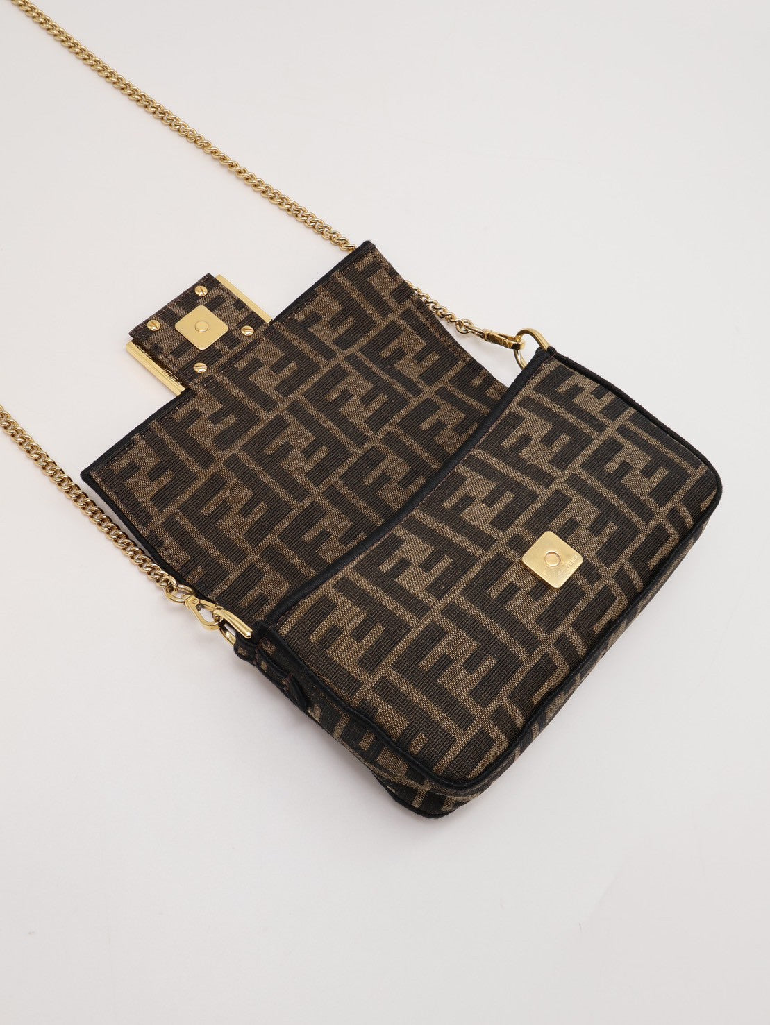 FENDI Baguette迷你法棍包