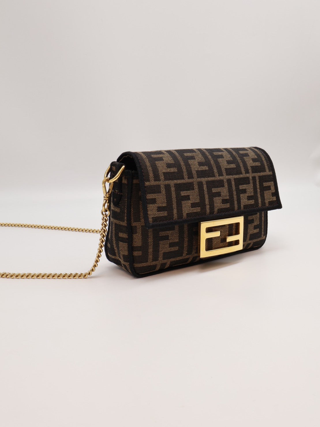 FENDI Baguette迷你法棍包