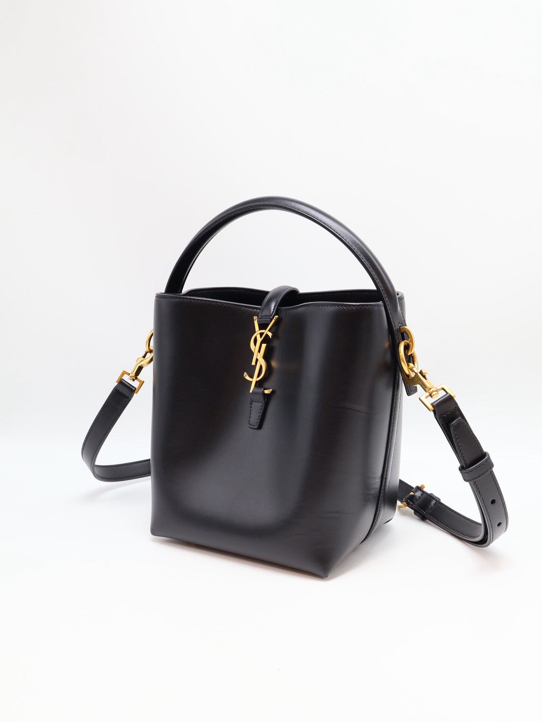 YSL Le37亮面小牛皮水桶包 - 小號黑金