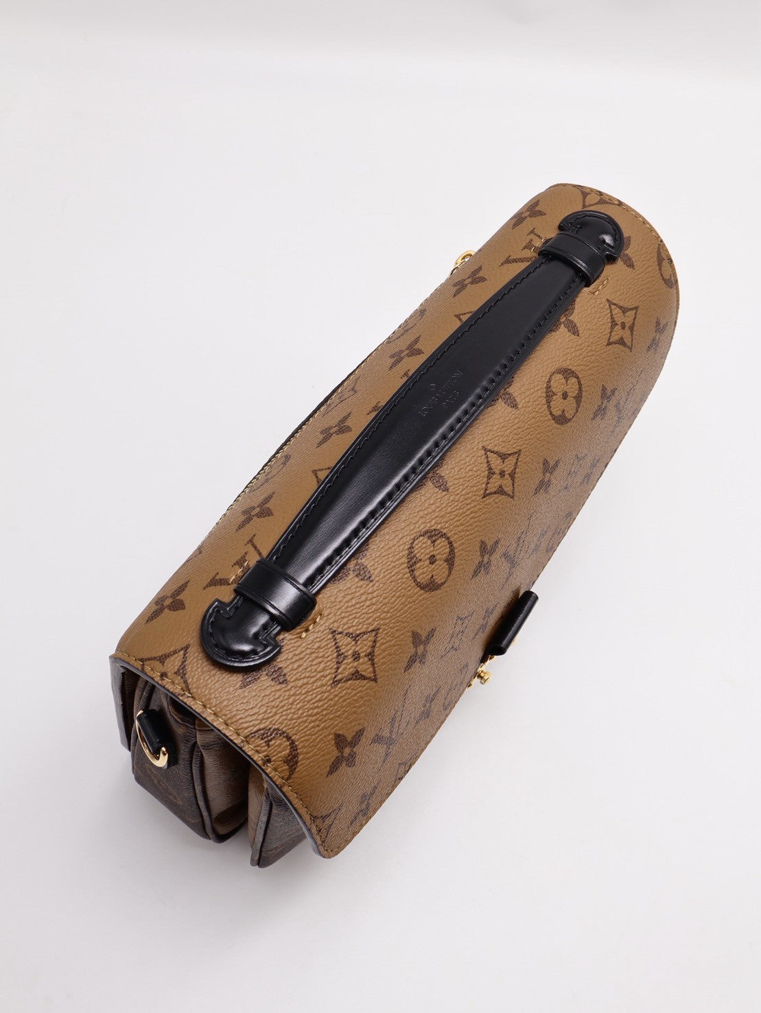 LOUIS VUITTON 拚色老花郵差包