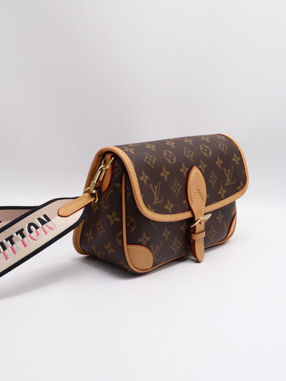 LOUIS VUITTON Diane法棍包