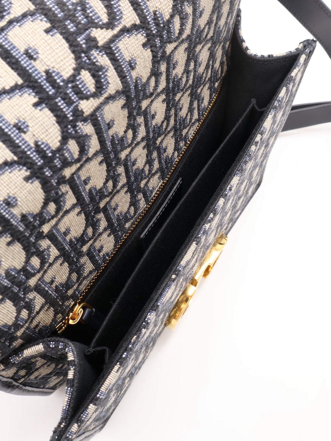 DIOR 30 Montaigne斜背包