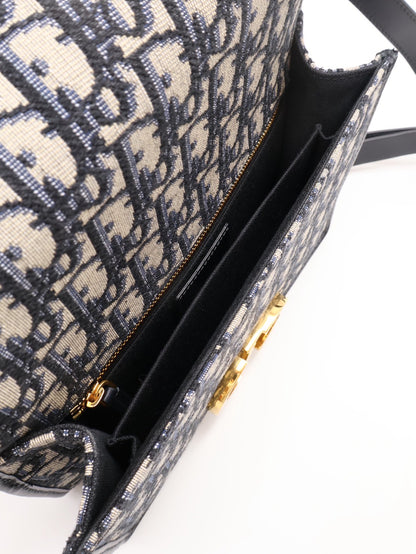 DIOR 30 Montaigne斜背包
