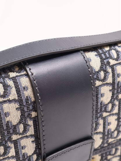 DIOR 30 Montaigne斜背包