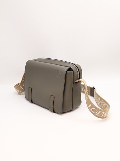 LOEWE Military郵差包 - XS軍綠
