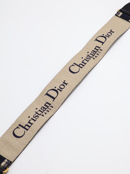 DIOR 小牛皮寬版刺繡肩背帶