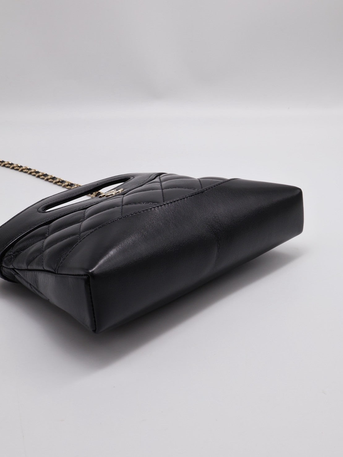 CHANEL 31 Nano Bag - 黑金