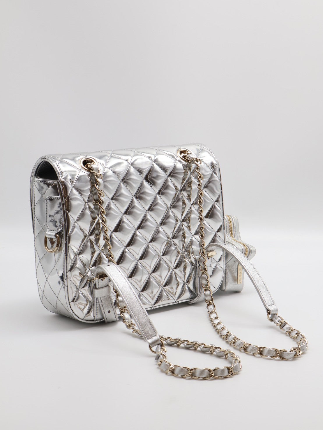 CHANEL 24C金屬銀後背包