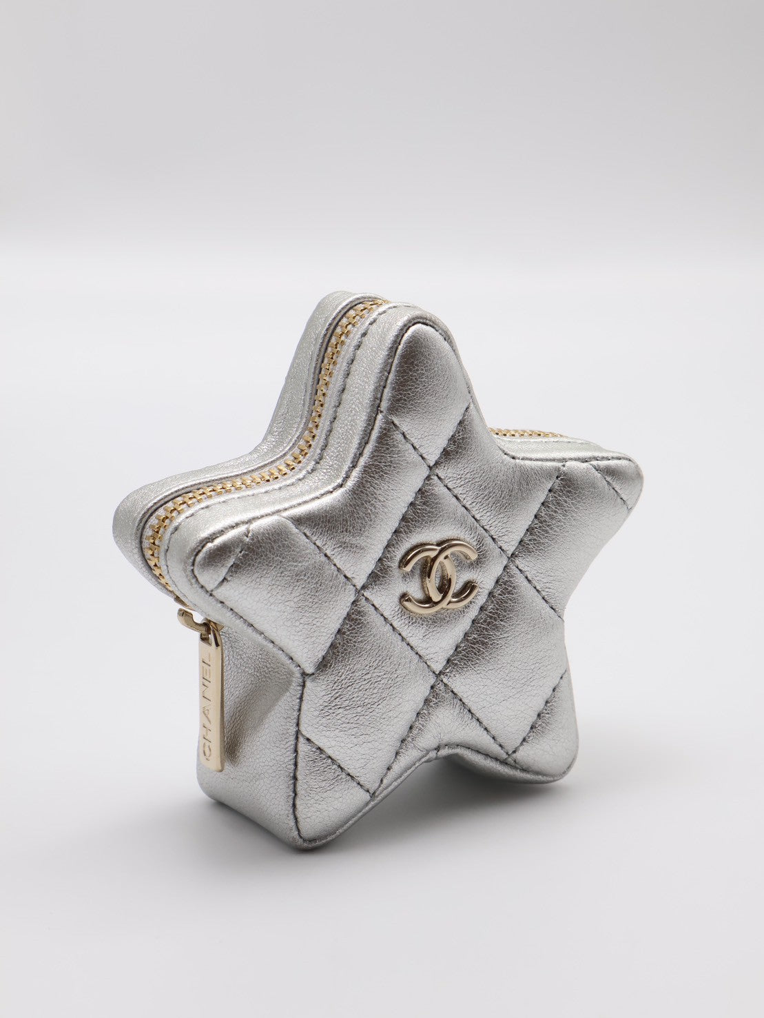 CHANEL 24C金屬銀後背包