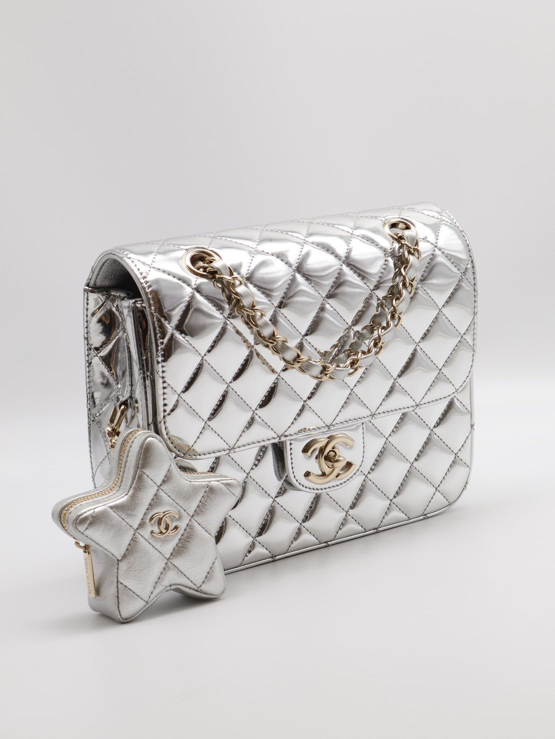 CHANEL 24C金屬銀後背包