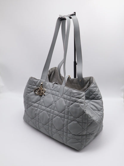 DIOR Toujours小牛皮托特包 - 大號灰金