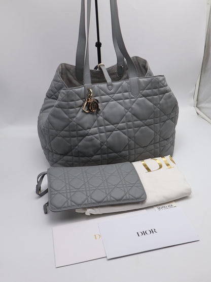 DIOR Toujours小牛皮托特包 - 大號灰金