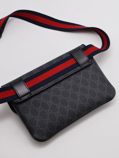 GUCCI Superr me老花胸包