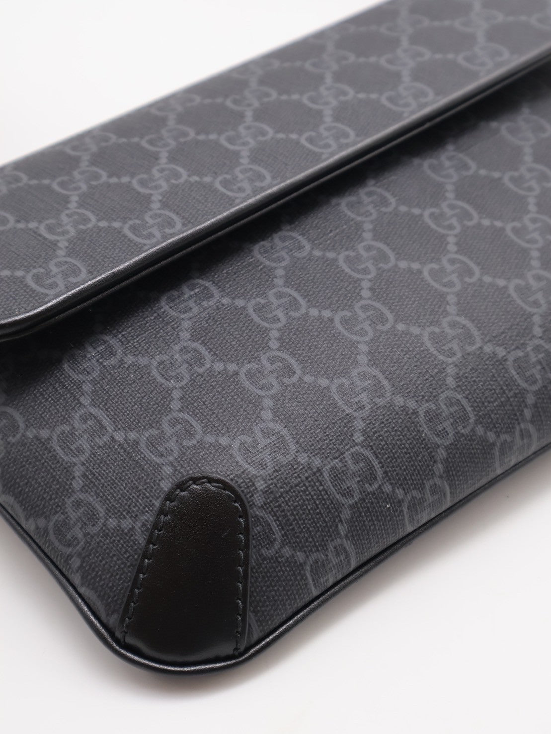 GUCCI Superr me老花胸包
