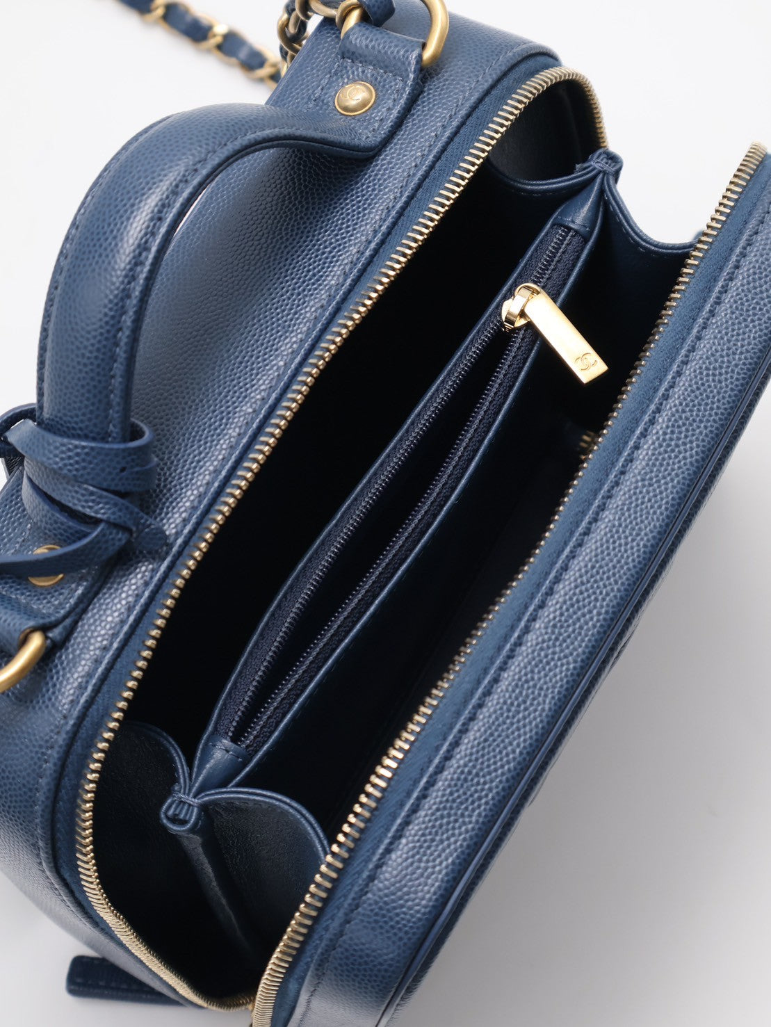 CHANEL Vanity case - 中號海藍28開
