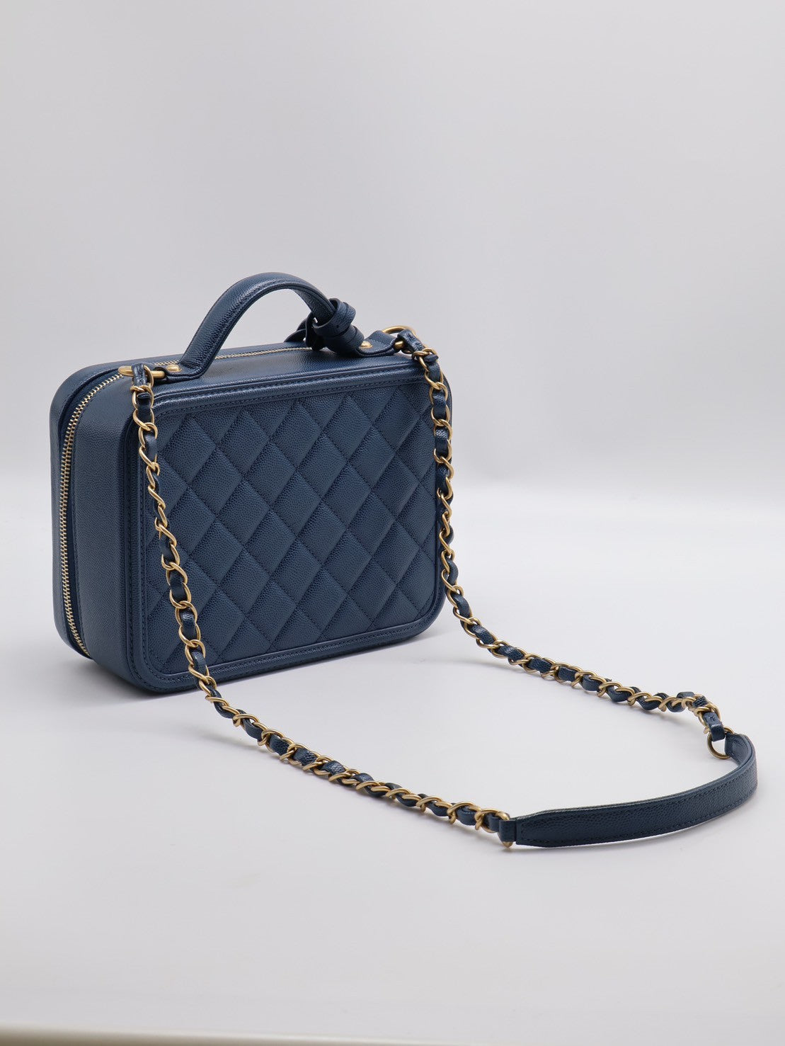 CHANEL Vanity case - 中號海藍28開