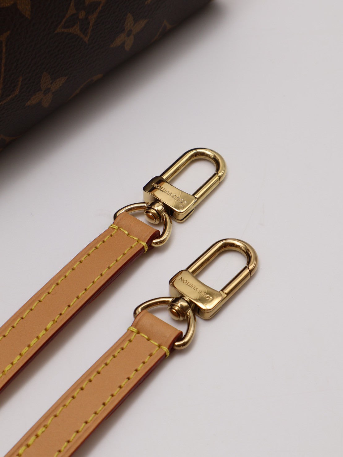LOUIS VUITTON Nano speedy
