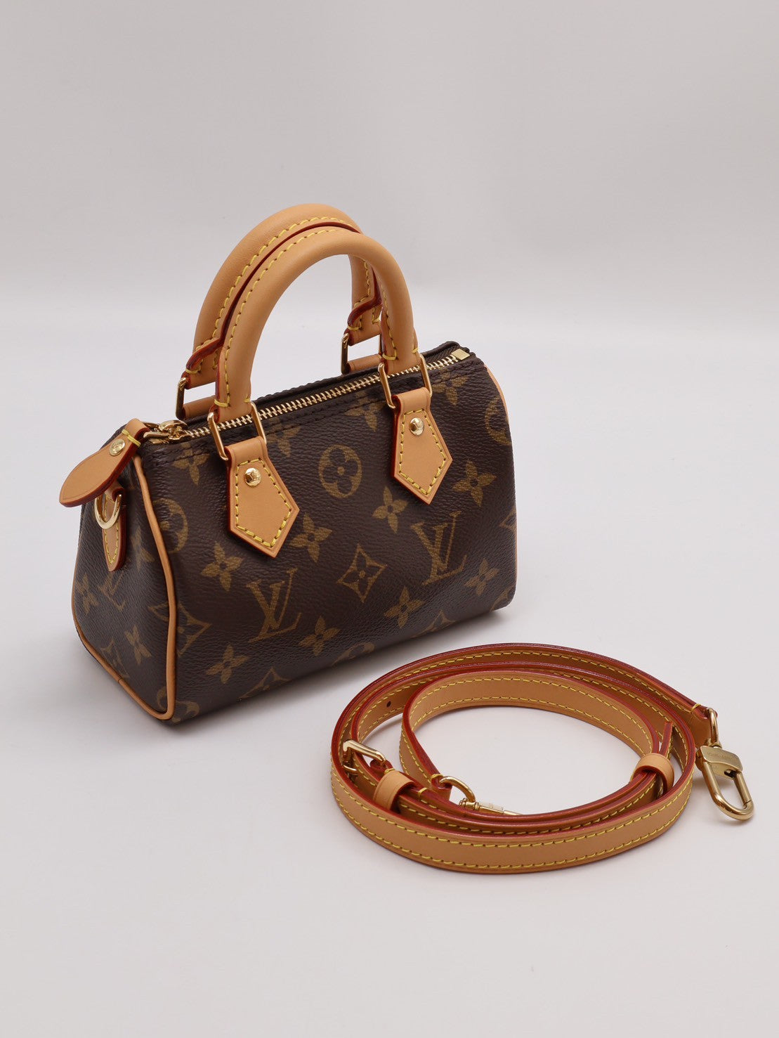 LOUIS VUITTON Nano speedy