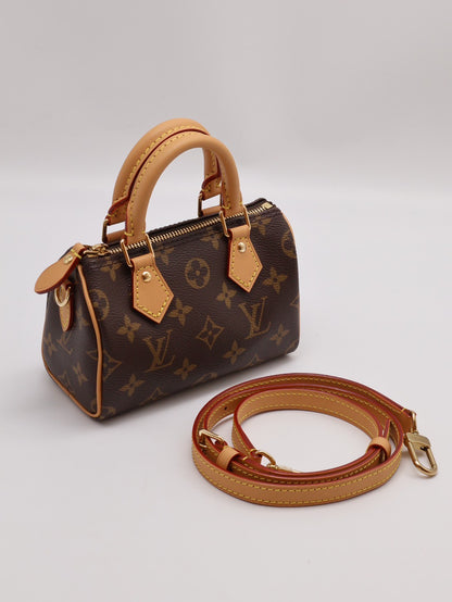 LOUIS VUITTON Nano speedy