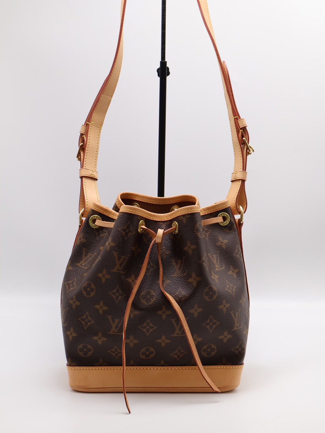 LOUIS VUITTON Noe BB老花水桶包