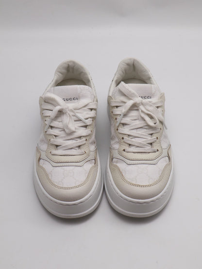 GUCCI - GG壓紋全皮休閒鞋 - 白 35