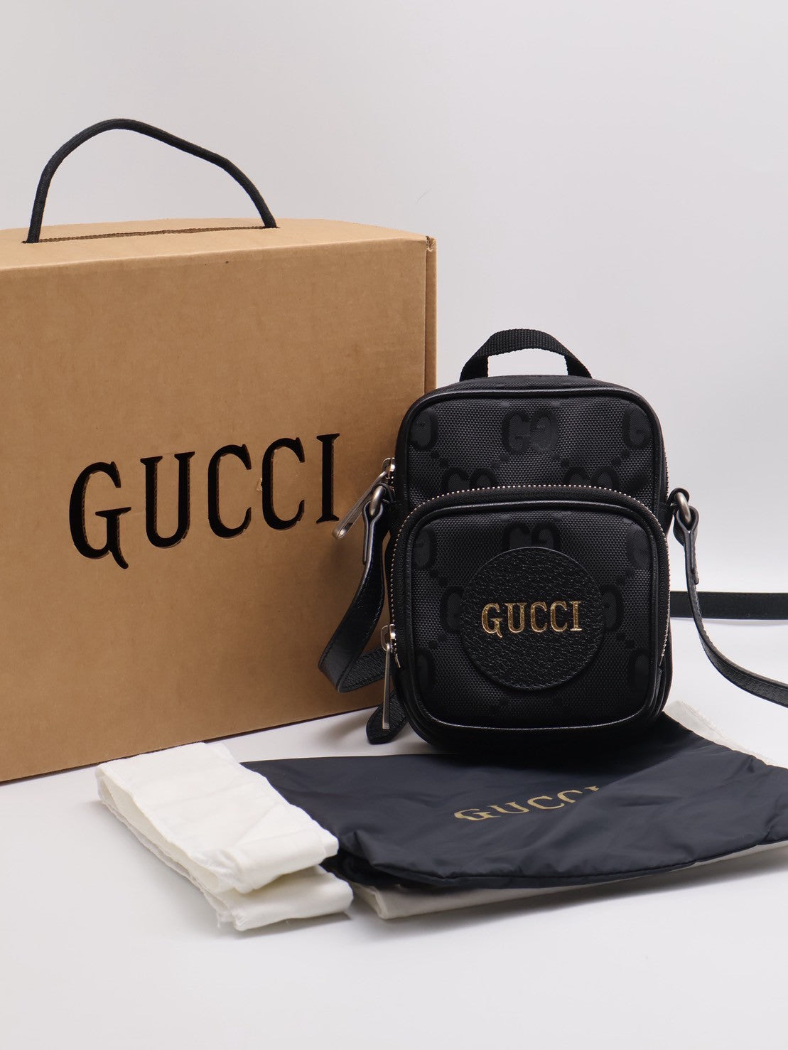 GUCCI Off the grid 斜背包