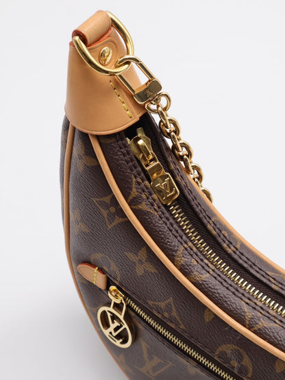 LOUIS VUITTON Loop月牙包