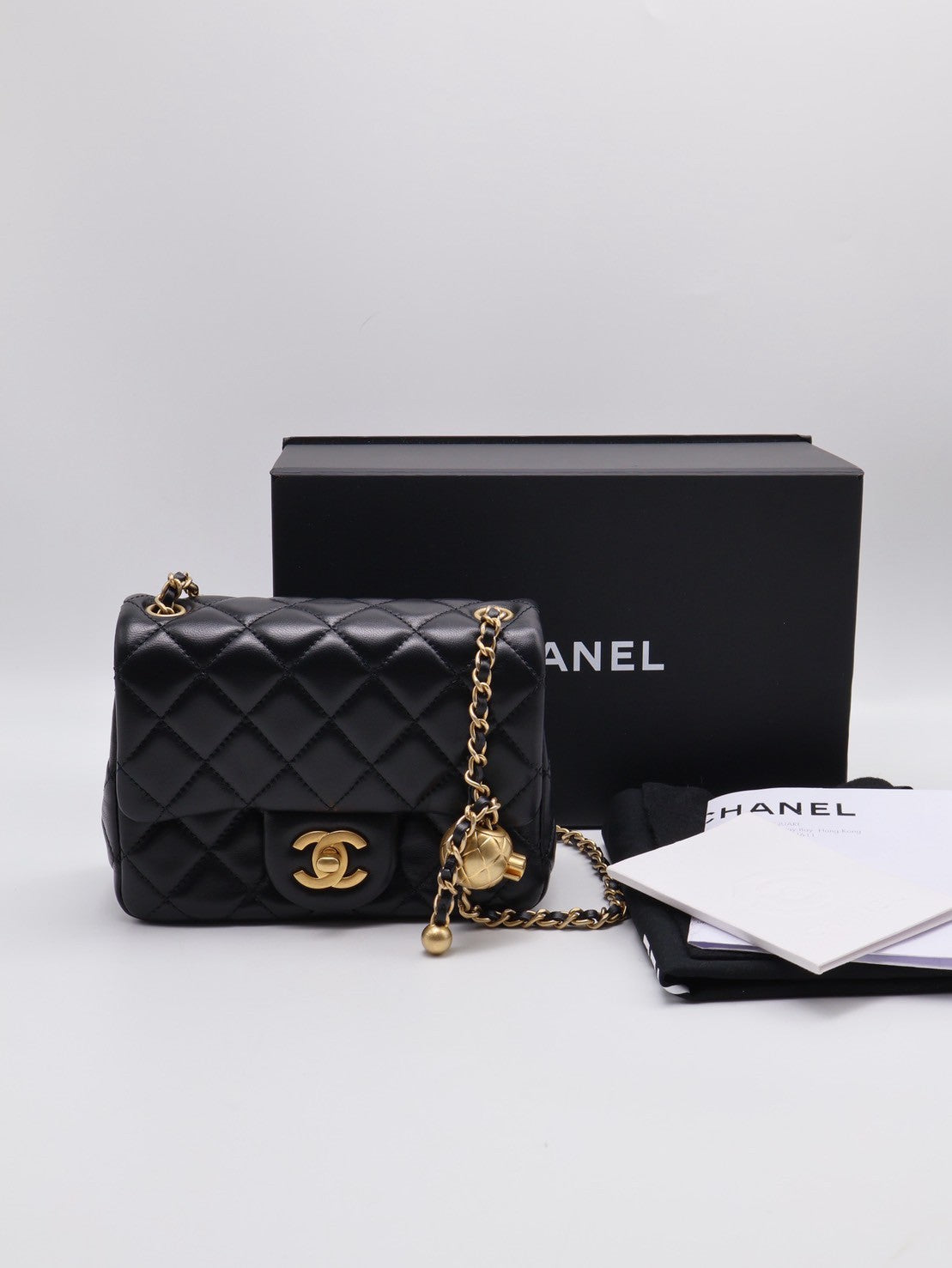 CHANEL 經典口蓋包方胖子 17 - 金球黑金