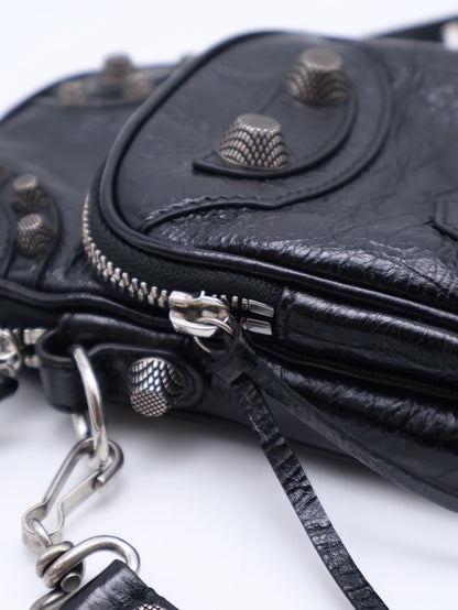 Balenciaga Le cagole斜背小包