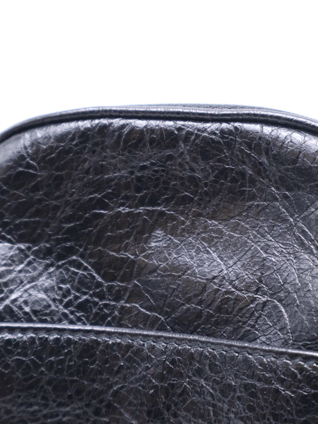 Balenciaga Le cagole斜背小包
