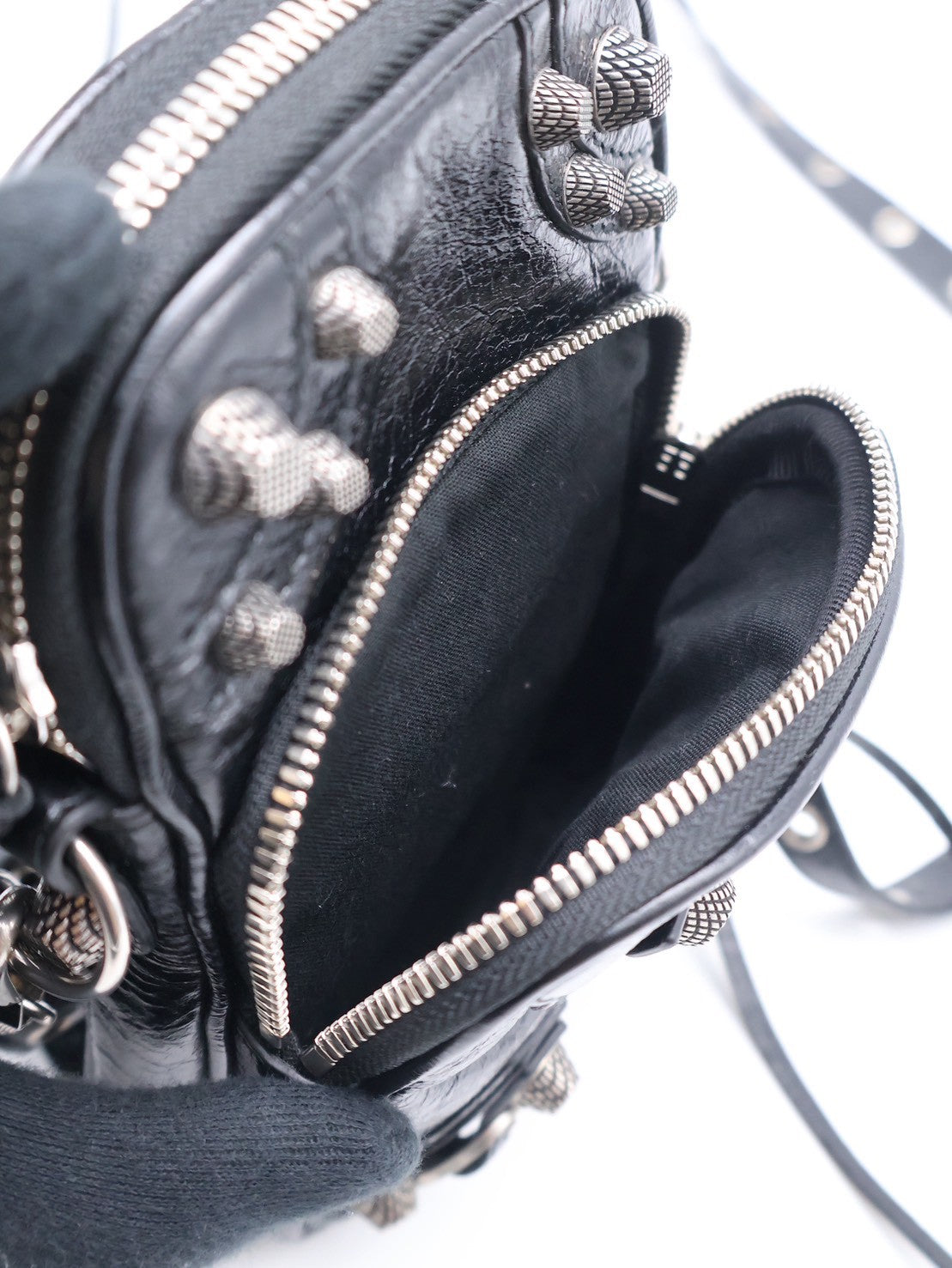 Balenciaga Le cagole斜背小包