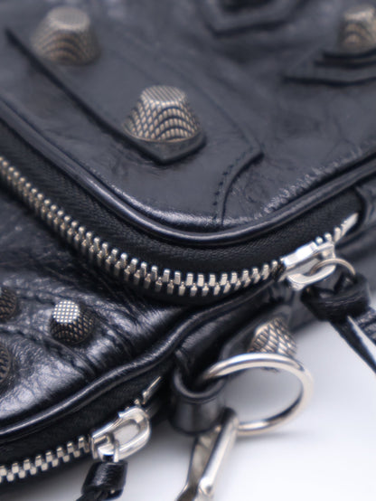 Balenciaga Le cagole斜背小包