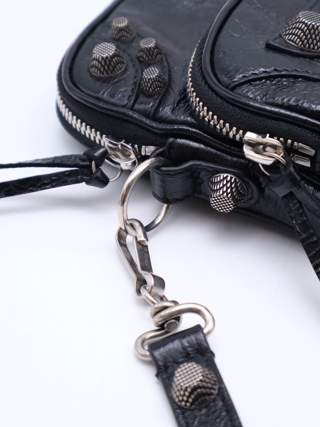 Balenciaga Le cagole斜背小包