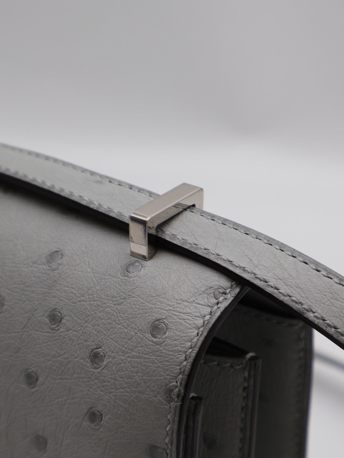 HERMES Mini Constance 19 - Bleu Glacier 8U 鴕鳥皮冰川藍銀 W
