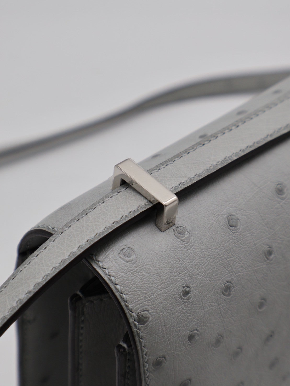 HERMES Mini Constance 19 - Bleu Glacier 8U 鴕鳥皮冰川藍銀 W