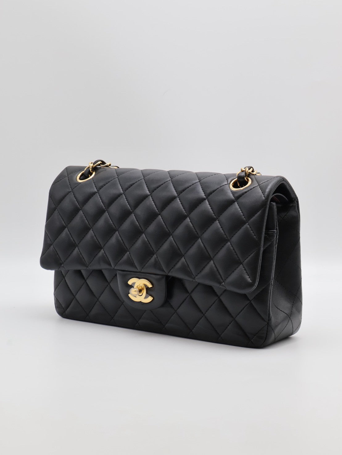 CHANEL 經典口蓋包 CF25 - 羊皮黑金27開