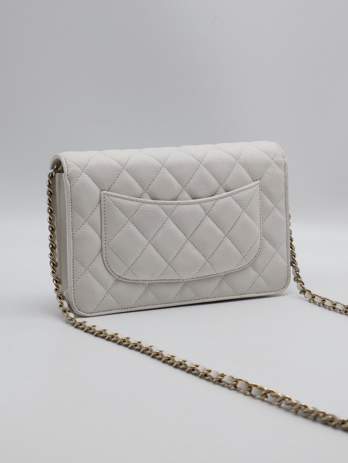 CHANEL 經典粒面牛皮WOC - 白金