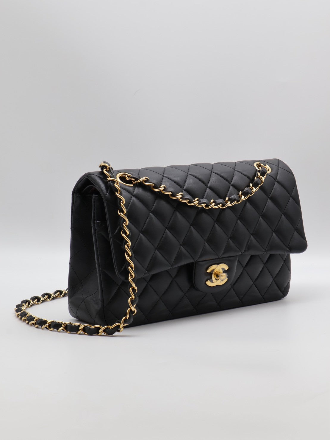 CHANEL 經典口蓋包 CF25 - 羊皮黑金27開