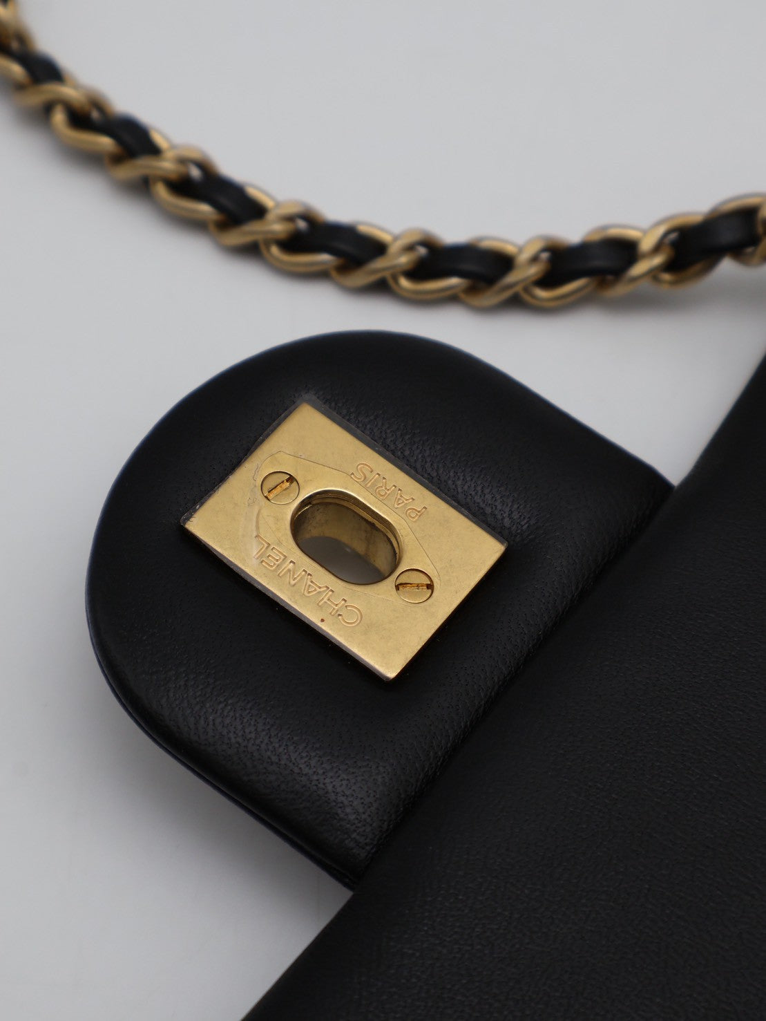 CHANEL 經典口蓋包方胖子 17 - 金球黑金