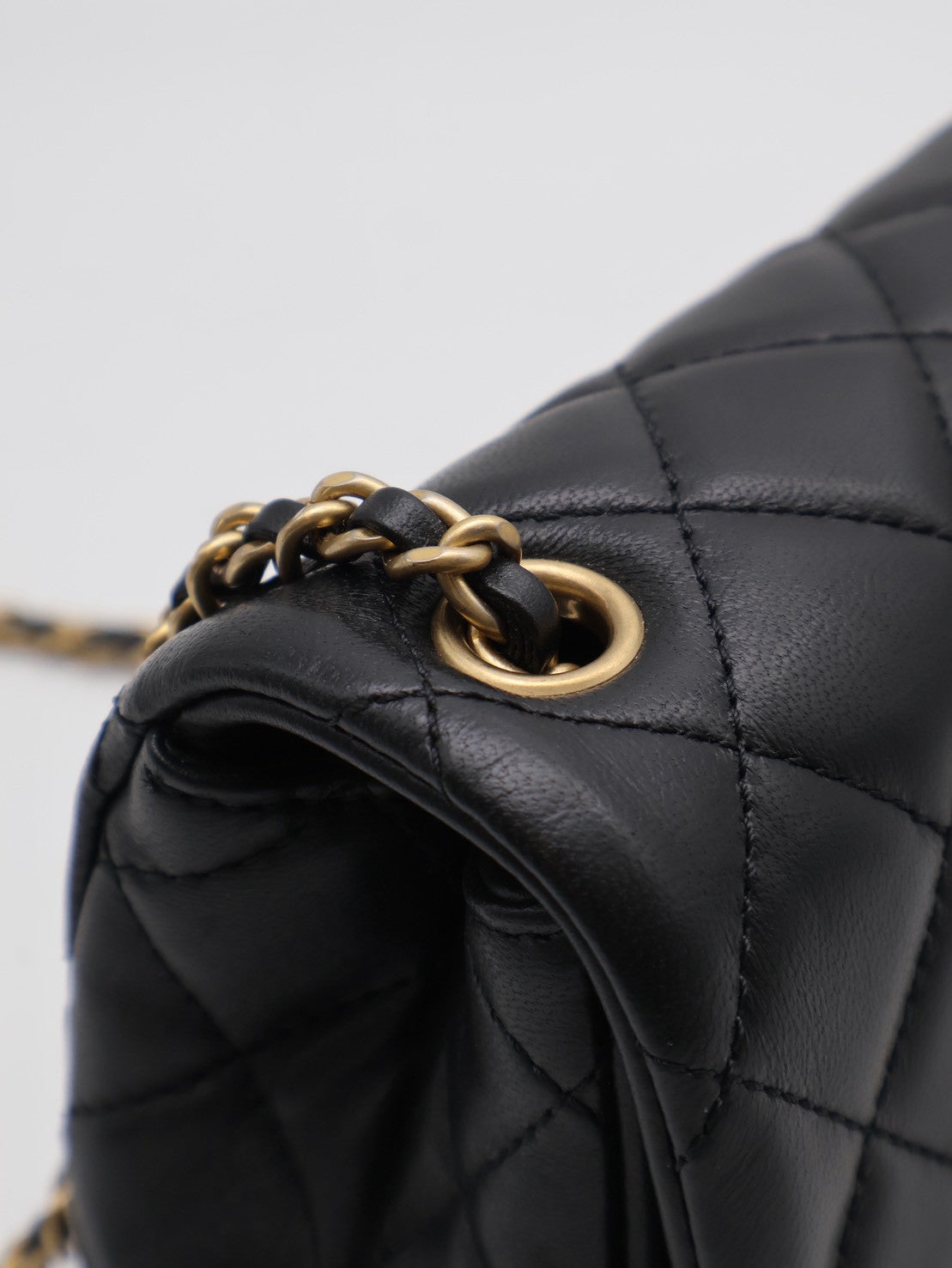 CHANEL 經典口蓋包方胖子 17 - 金球黑金