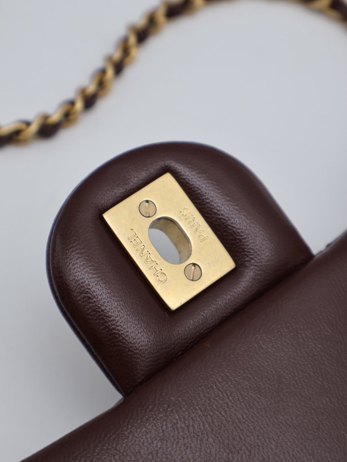 CHANEL 經典口蓋包 Mini CF20 - 金球深棕