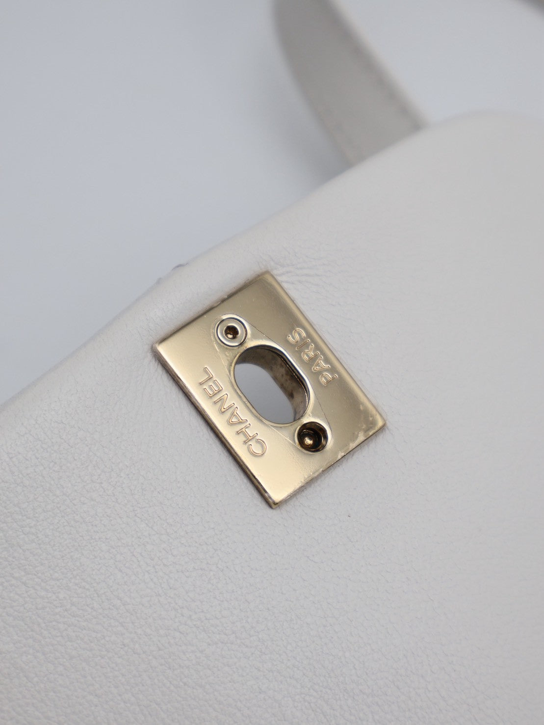 CHANEL Duma小牛皮後背包 - 小號白金