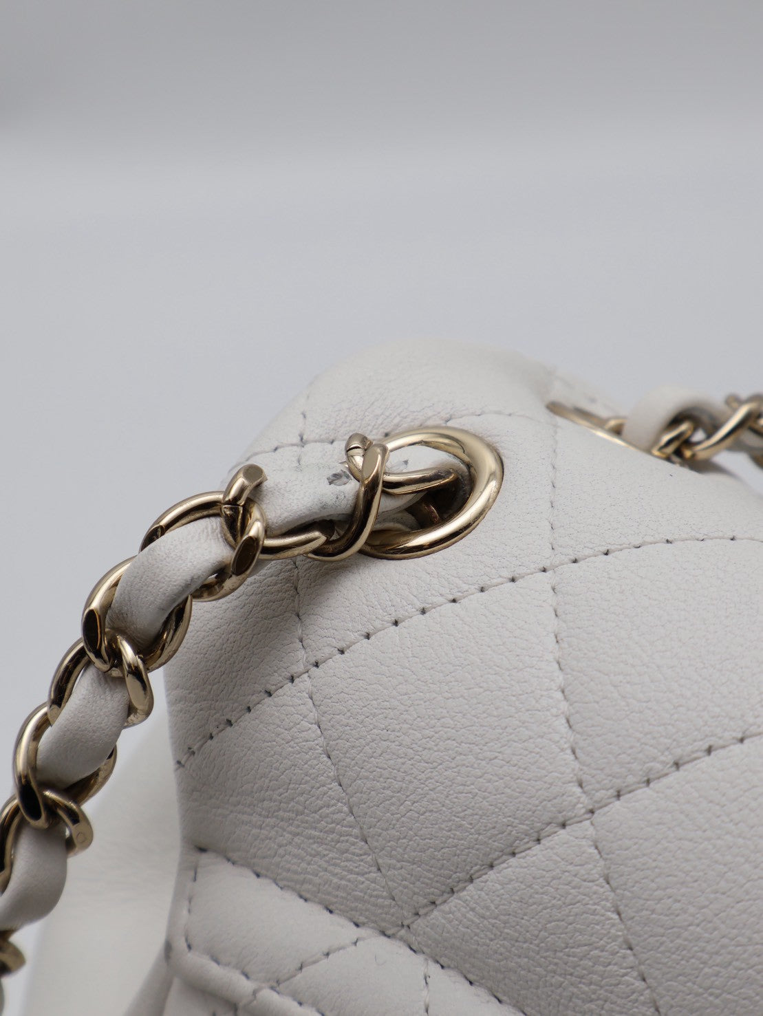 CHANEL Duma小牛皮後背包 - 小號白金