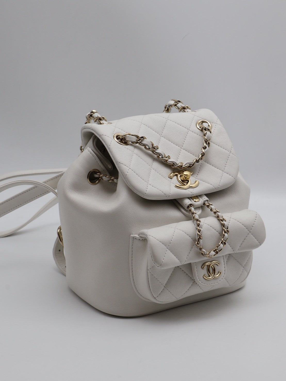 CHANEL Duma小牛皮後背包 - 小號白金