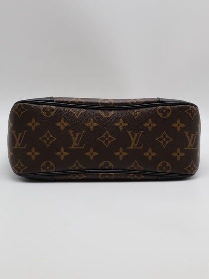 LOUIS VUITTON Boulogne牛角包 - PM黑